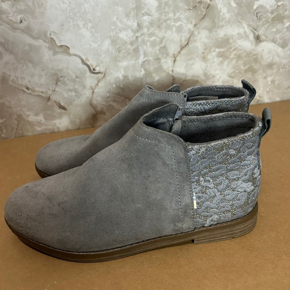 Toms Kids Gray Suede Glitter Leopard Print Ankle‎ Boots Side Zip Size 5